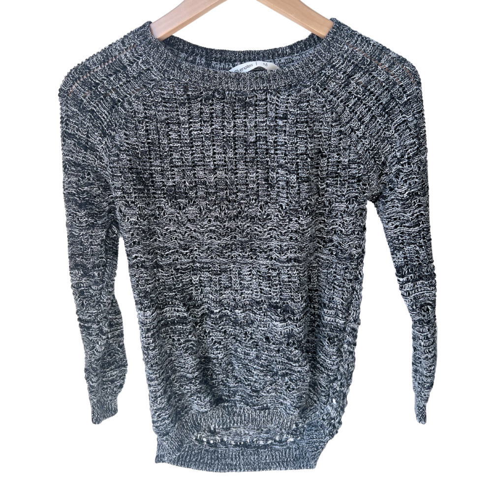 Bluenotes size Medium knit sweater